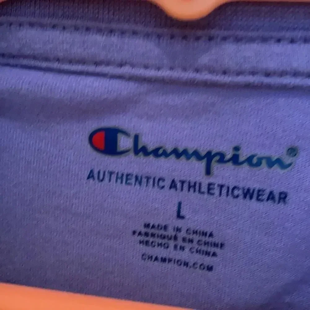 Champion tee L purple!